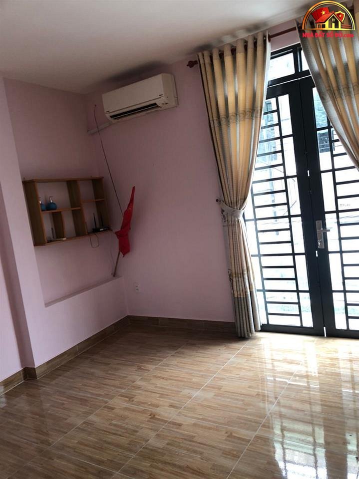 Nhà mặt tiền sổ đỏ Gò Vấp 44m2, giá 5.8 tỷ, kinh doanh đỉnh