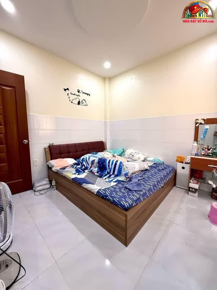 Bán nhà đất sổ đỏ tại Phạm Văn Hai, Tân Bình, Hồ Chí Minh giá 7.98 tỷ