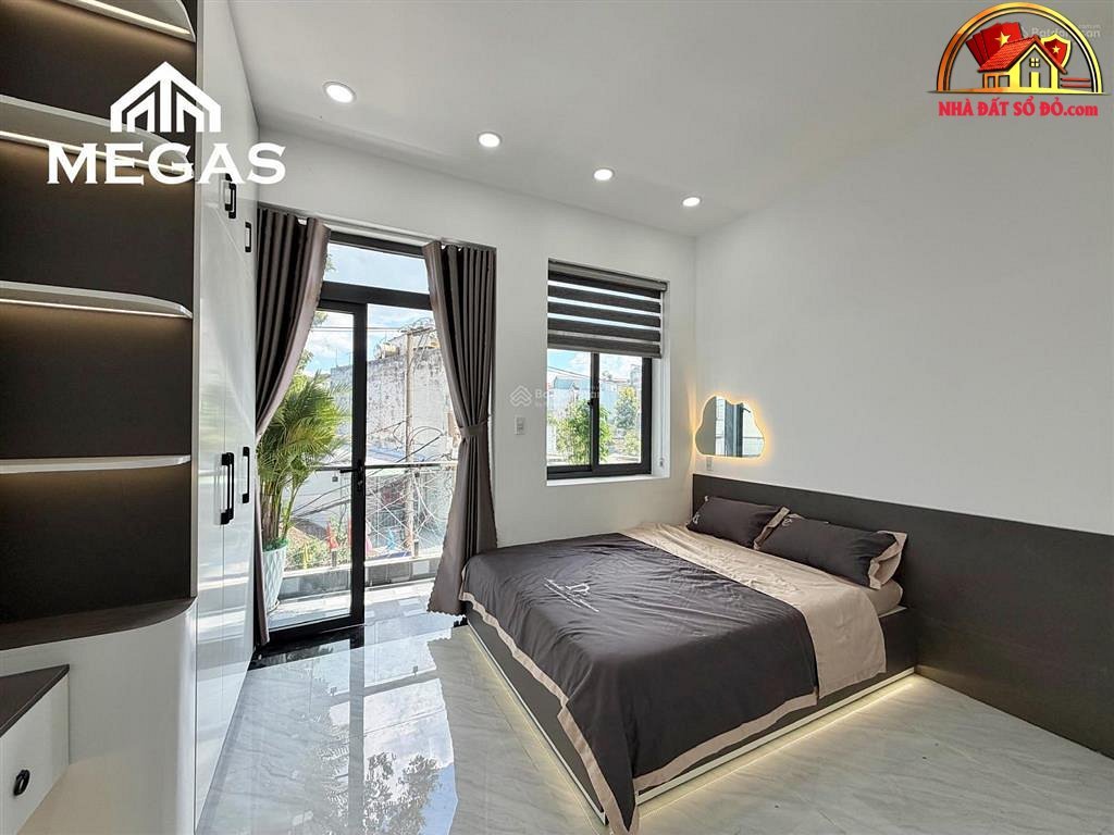Nhà đất sổ đỏ TP.HCM căn hộ Duplex mới, 35m2 giá 4,5 triệu