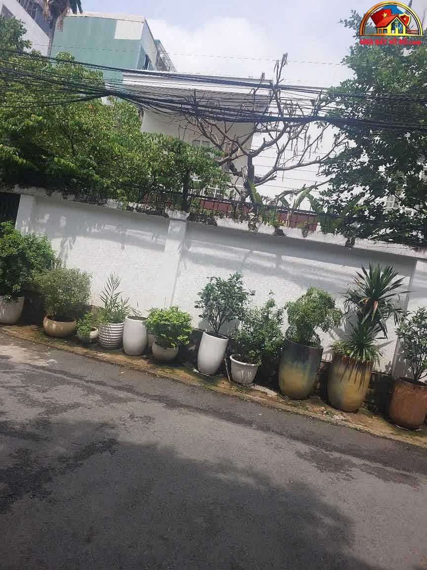 Bán nhà đất sổ đỏ Quận 2 giá 4.5 tỷ, 50m2 Lê Văn Thịnh