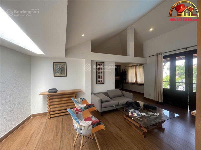 Nhà đất sổ đỏ Dương Quảng Hàm Gò Vấp TP.HCM giá 28 tỷ, 300m2