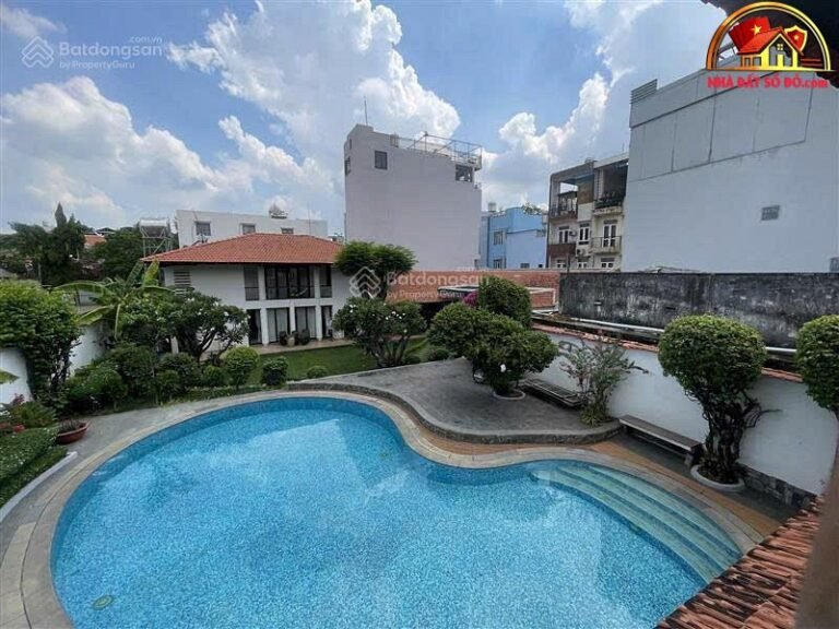 Nhà đất sổ đỏ Dương Quảng Hàm Gò Vấp TP.HCM giá 28 tỷ, 300m2