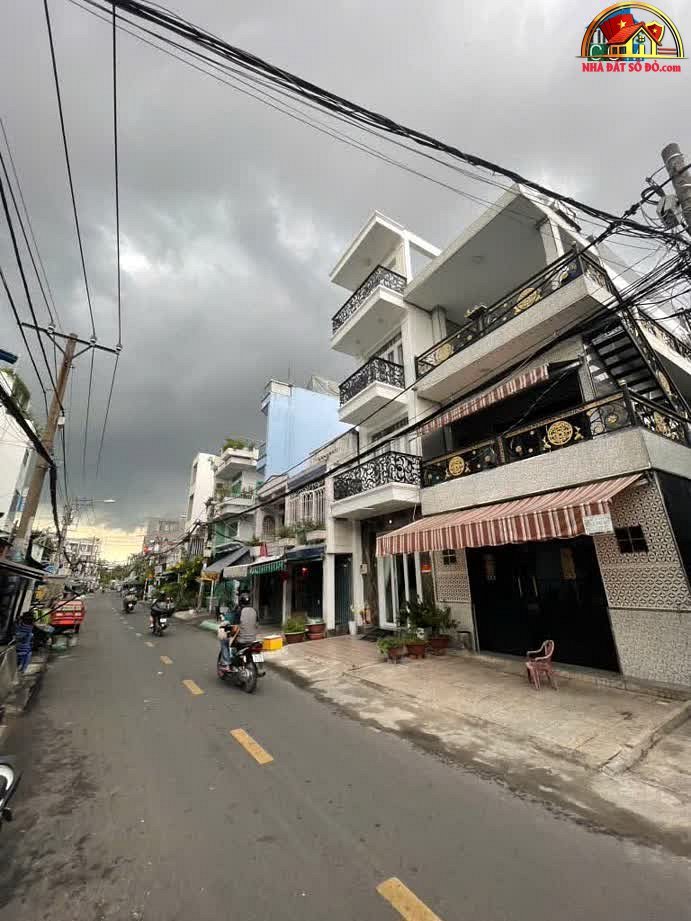 Nhà mặt tiền Ba Đình Quận 8 giá 5.5 tỷ – Bất động sản sổ đỏ