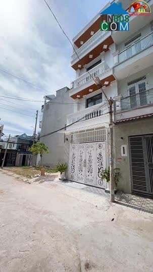 Nhà đất sổ đỏ 4 tỷ 80m² tại Nhà Bè Hồ Chí Minh