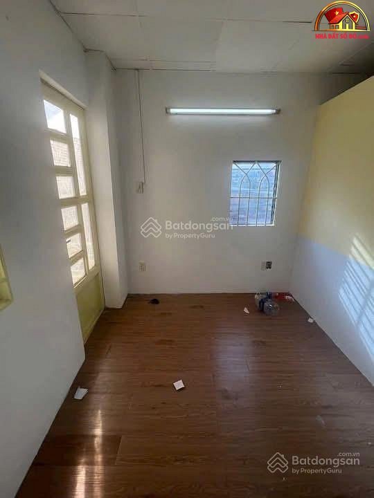 Nhà đất sổ đỏ Tân Phú 2.15 tỷ diện tích 16m2 có 2 phòng ngủ