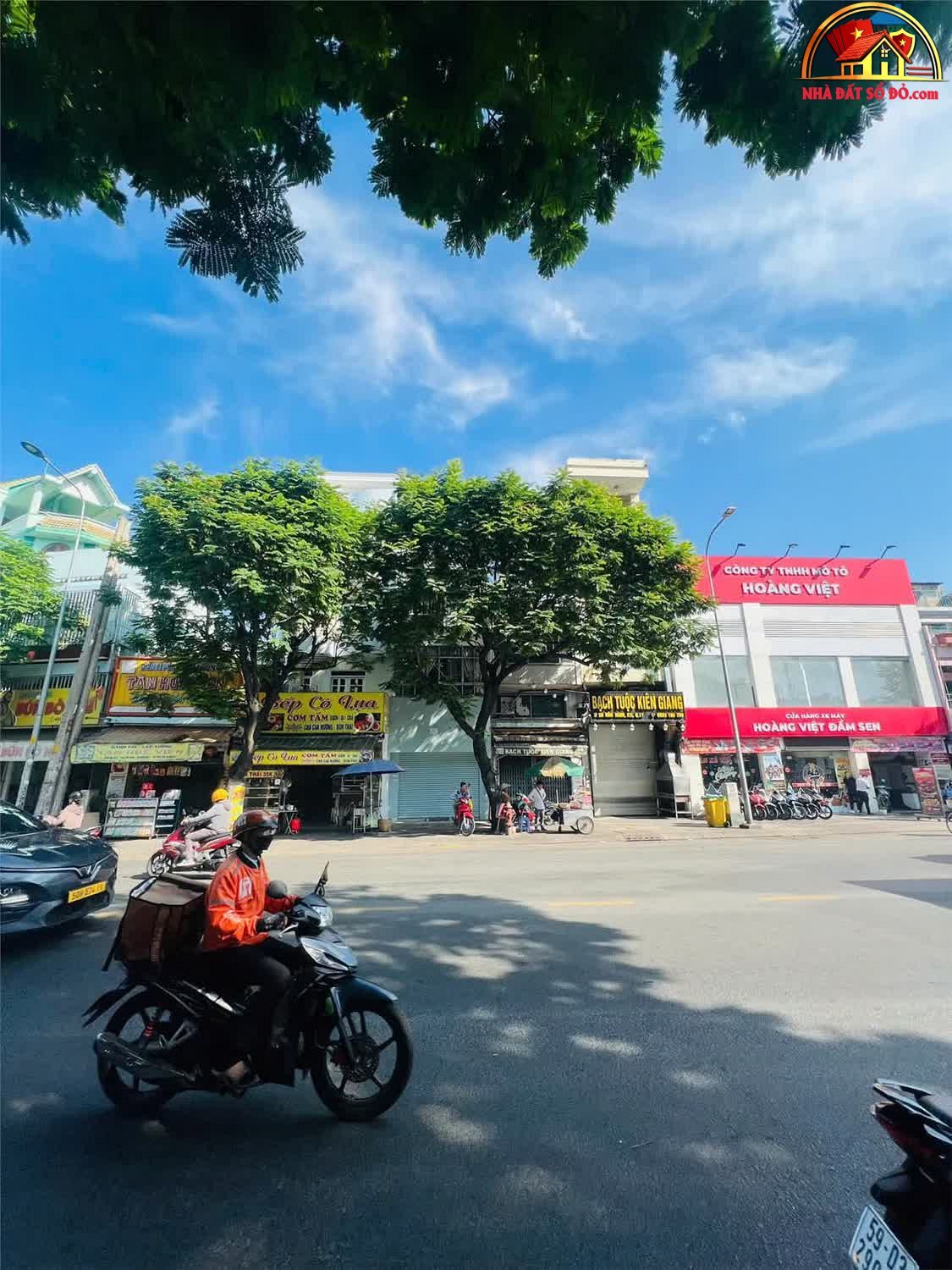 Bán nhà mặt phố sổ đỏ Quận 11 TP.HCM, 49m² giá 13.5 tỷ
