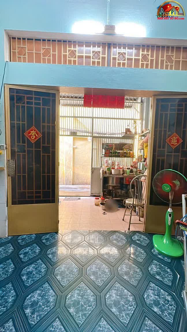 Nhà đất sổ đỏ Quận 4, Hồ Chí Minh – Bán nhà mặt phố 47m² giá 3.93 tỷ