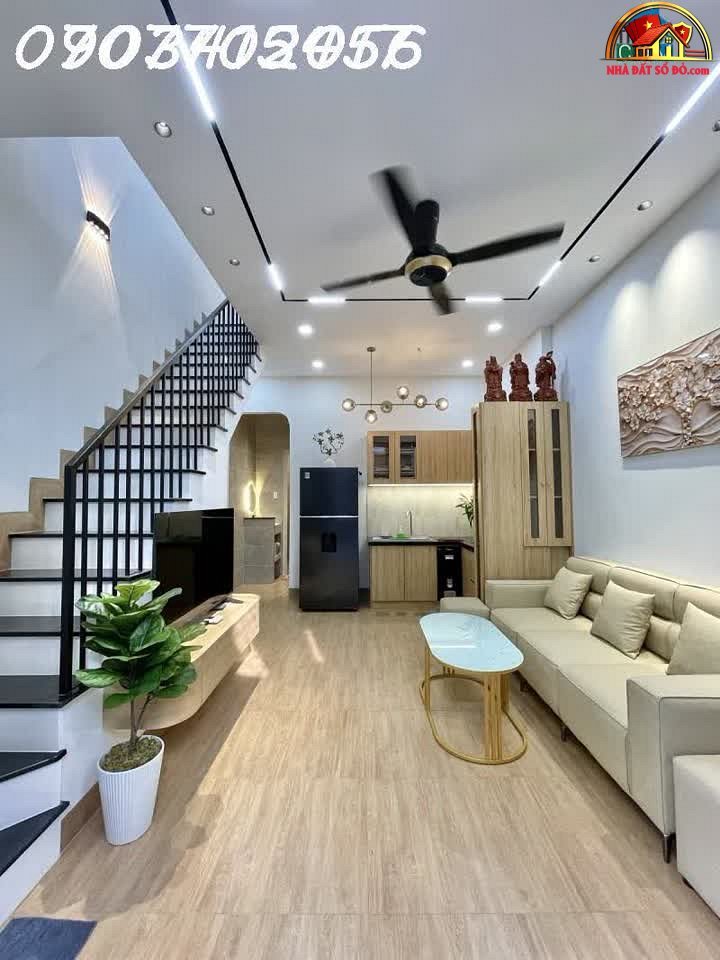 Nhà đất sổ đỏ Tân Sơn Nhì Tân Phú Hồ Chí Minh 32m2 giá 5.6 tỷ
