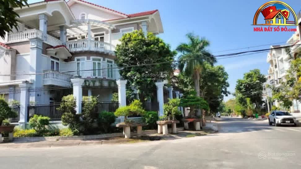 Nhà đất sổ đỏ bán biệt thự mặt phố Quận 8, Hồ Chí Minh giá 14.2 tỷ