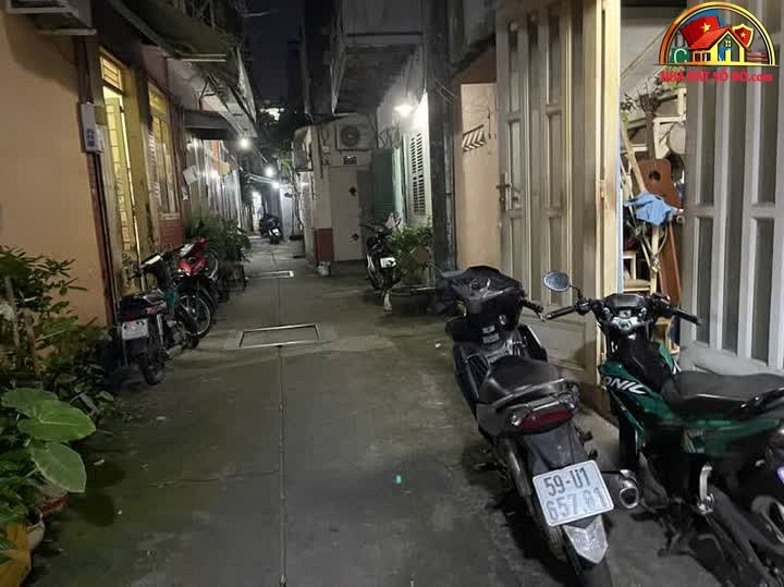 Bán nhà đất sổ đỏ Quận 3 TP.HCM 2 mặt tiền hẻm thông 3m giá 3.7 tỷ