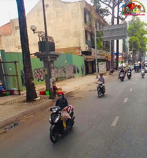 Bán đất sổ đỏ Quận 5 Hồ Chí Minh diện tích 80m2, tiện kinh doanh
