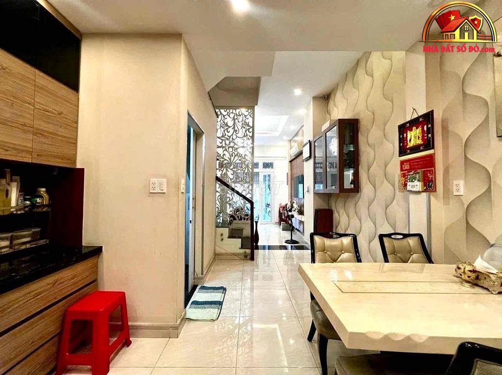 Bán nhà đất sổ đỏ Nguyễn Xí Phú Nhuận TP.HCM – Nhà 3 tầng giá 9 tỷ
