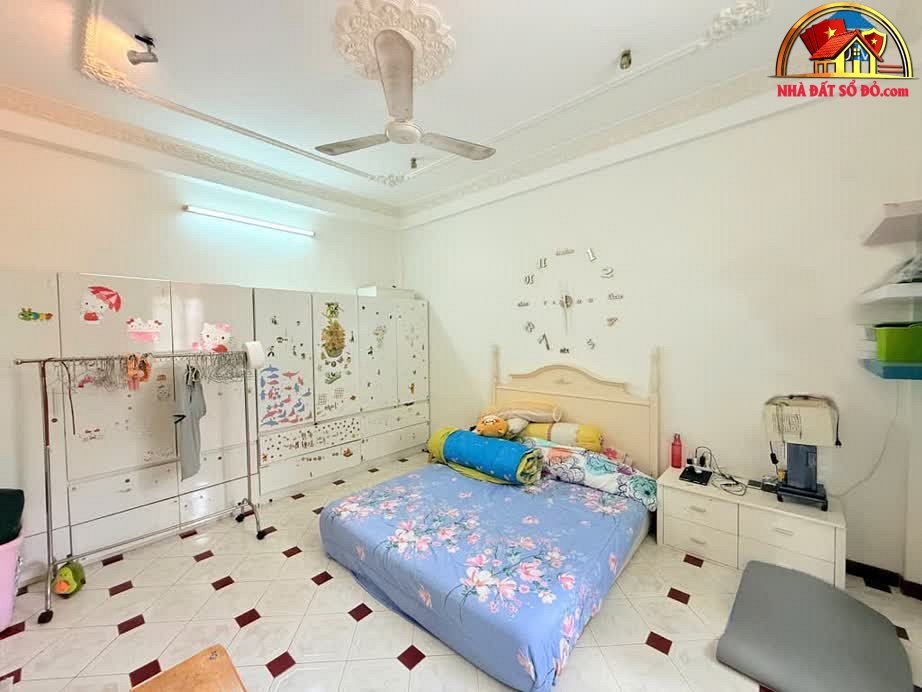 Nhà đất sổ đỏ Tân Bình 100m², 10.2 tỷ có 4 phòng ngủ