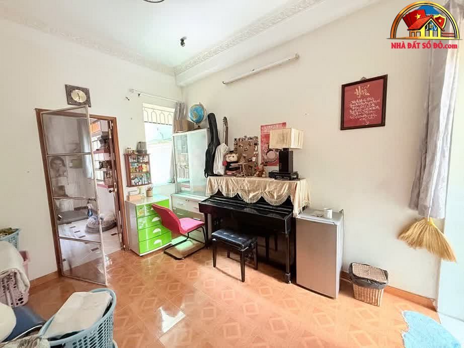 Nhà đất sổ đỏ Tân Bình 100m², 10.2 tỷ có 4 phòng ngủ