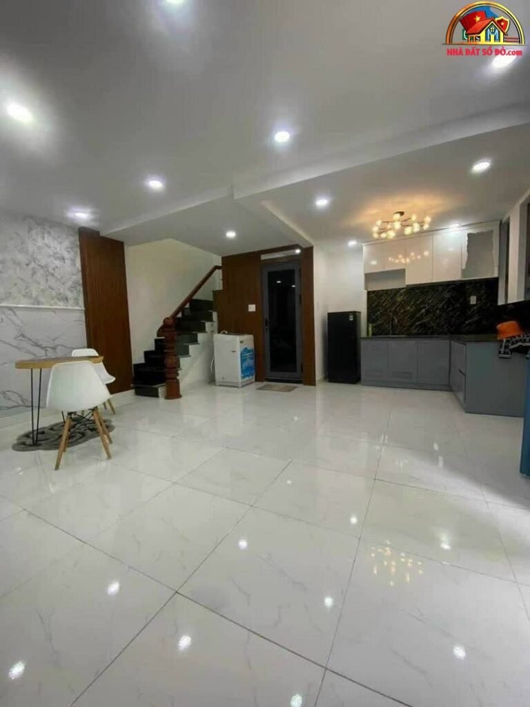 Nhà đất sổ đỏ Quận 5 TP.HCM với thiết kế hiện đại, 35m2 chỉ 6.8 tỷ