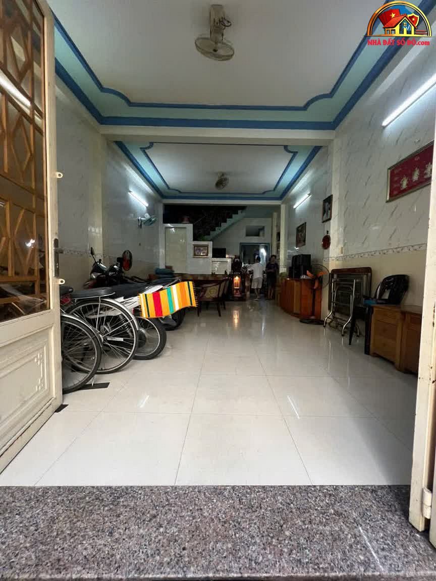 Bán nhà mặt phố Đoàn Văn Bơ quận 4 Hồ Chí Minh giá 7.45 tỷ