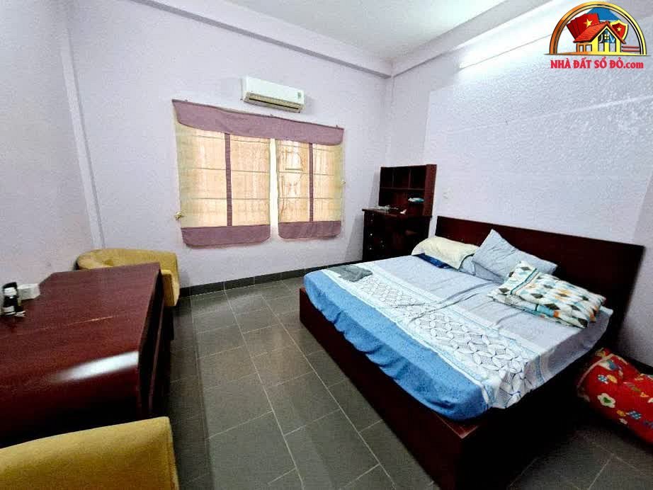 Bán nhà riêng sổ đỏ 5PN, 4WC tại Huỳnh Tấn Phát, Quận 7, Hồ Chí Minh