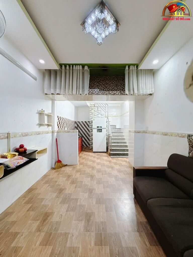 Nhà đất sổ đỏ Quận 4 – Bán nhà riêng mặt tiền Hoàng Diệu 68m² giá 4.3 tỷ