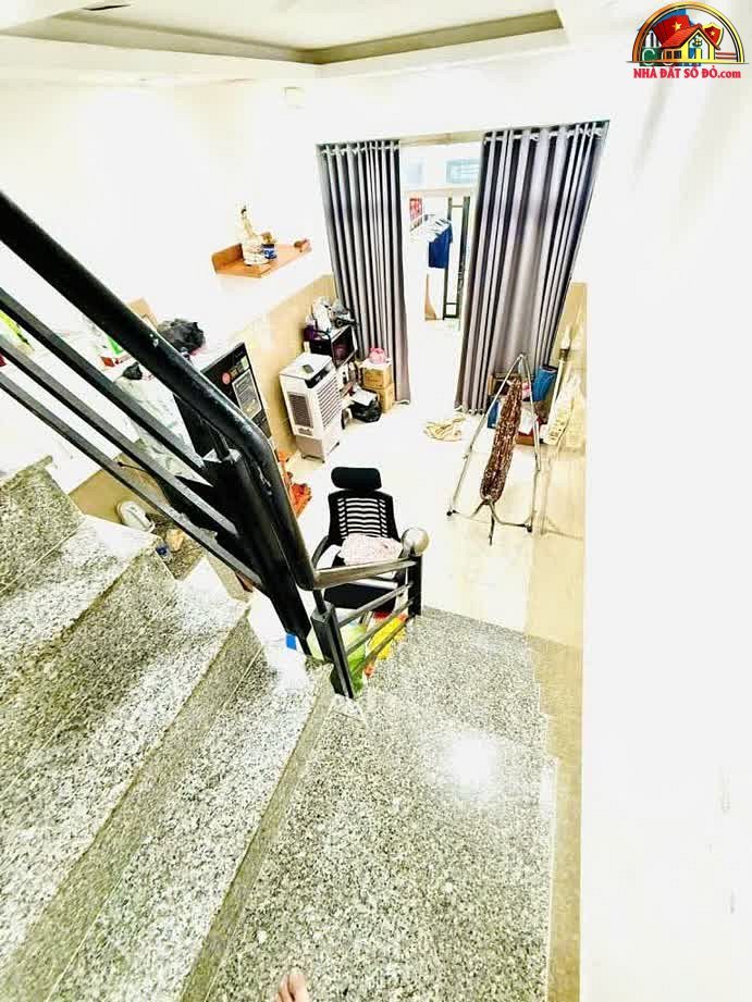Bán nhà mặt phố 4x22m tại Huỳnh Tấn Phát, Quận 7, Hồ Chí Minh