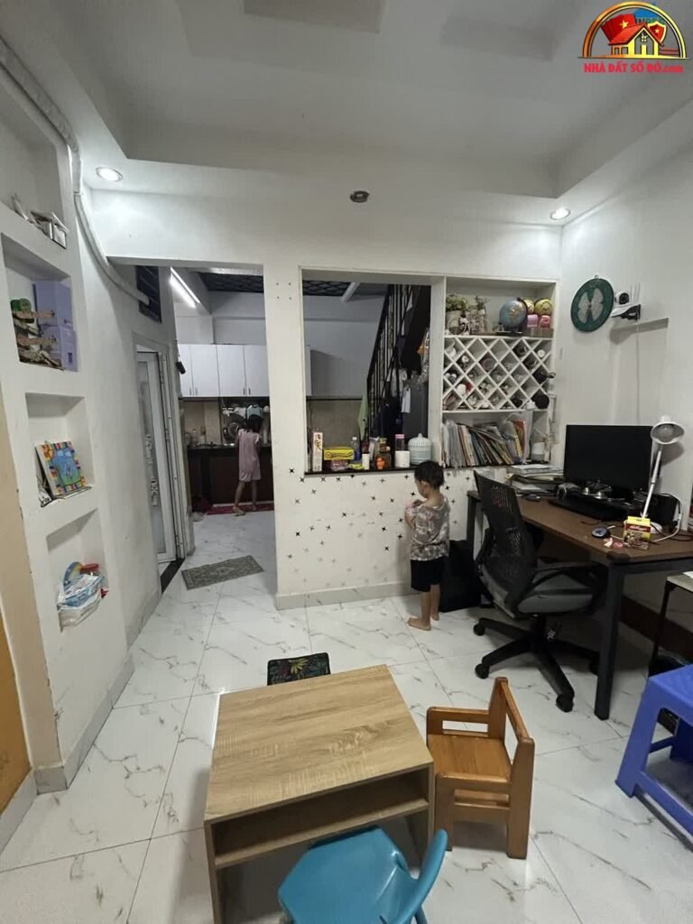 Bán nhà đất sổ đỏ Tân Bình 45m² chỉ 6.3 tỷ