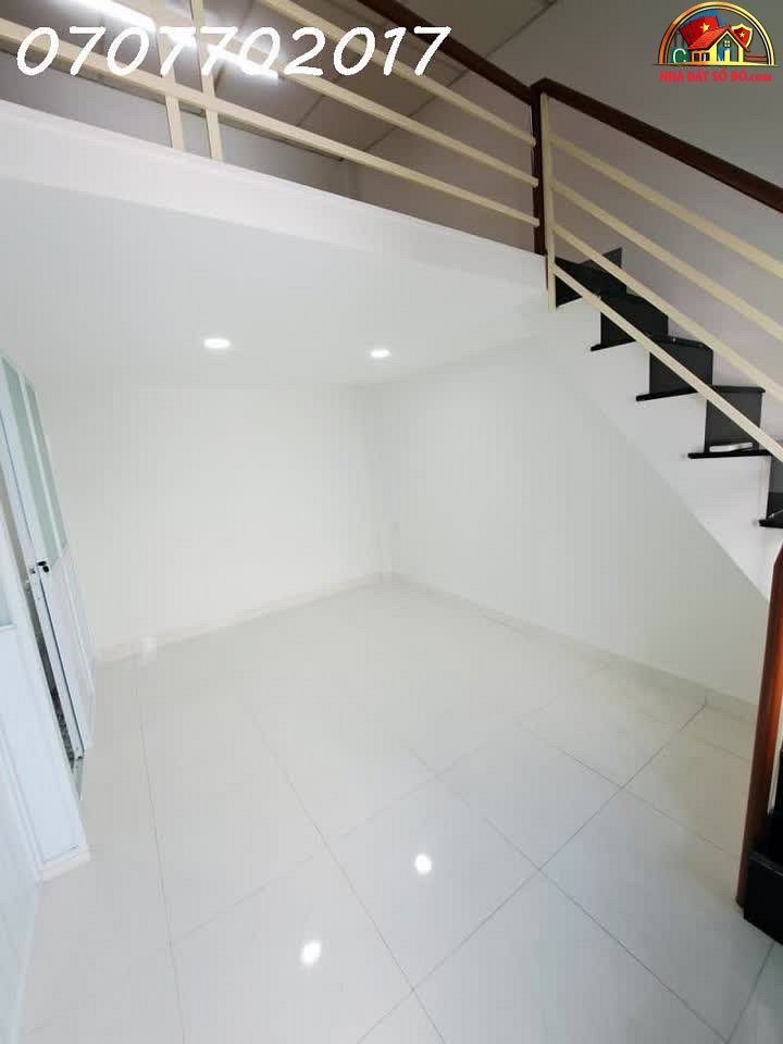 Nhà đất sổ đỏ Tân Phú 3 Tầng 2PN Giá 2.05 Tỷ Chỉ Sổ Hồng