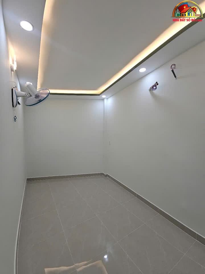 Nhà đất sổ đỏ Quận 11, Hồ Chí Minh – Bán nhà riêng 37m² chỉ 4.2 tỷ