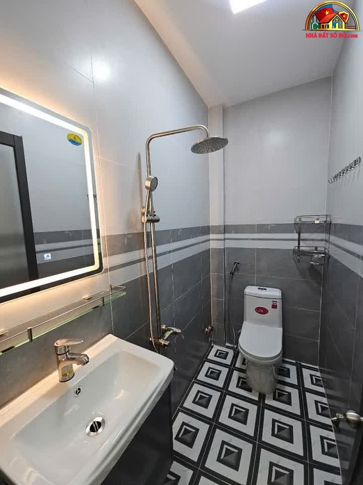 Nhà đất sổ đỏ Quận 11, Hồ Chí Minh – Bán nhà riêng 37m² chỉ 4.2 tỷ