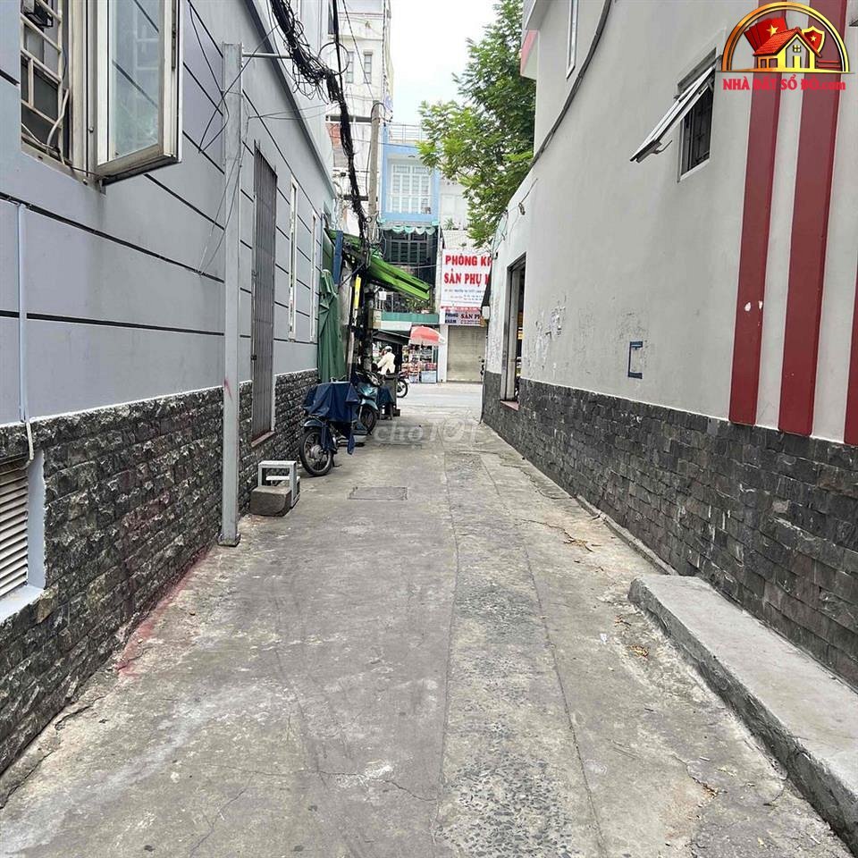 Bán nhà đất sổ đỏ Quận 11 TP.HCM diện tích 38m2 giá 5.3 tỷ