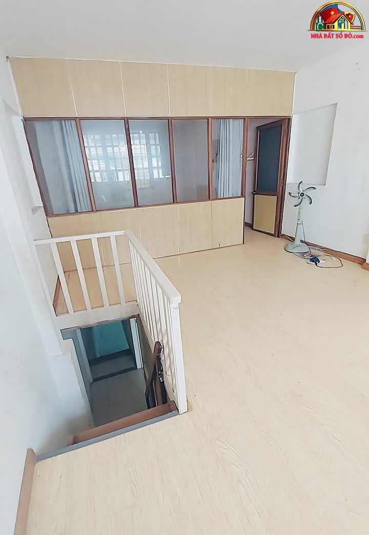 Bán nhà riêng sổ đỏ Quận 5 TP.HCM giá 5.5 tỷ, 24 m²