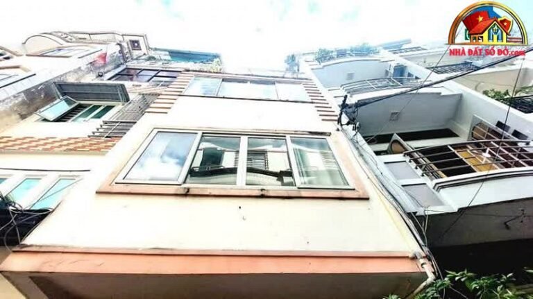 Bán nhà riêng sổ đỏ Quận 5 TP.HCM giá 5.5 tỷ, 24 m²