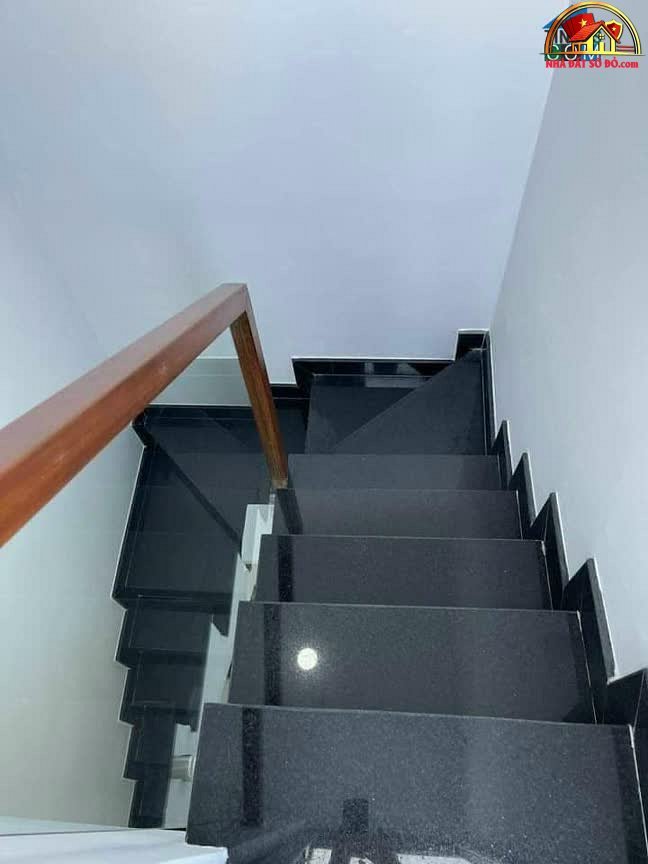 Nhà đất sổ đỏ Quận 5 TP.HCM – Bán nhà riêng hẻm xe hơi 30m² giá 7.2 tỷ