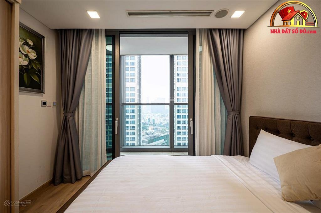 Bán nhà đất sổ đỏ Vinhomes Central Park Bình Thạnh giá 10.3 tỷ
