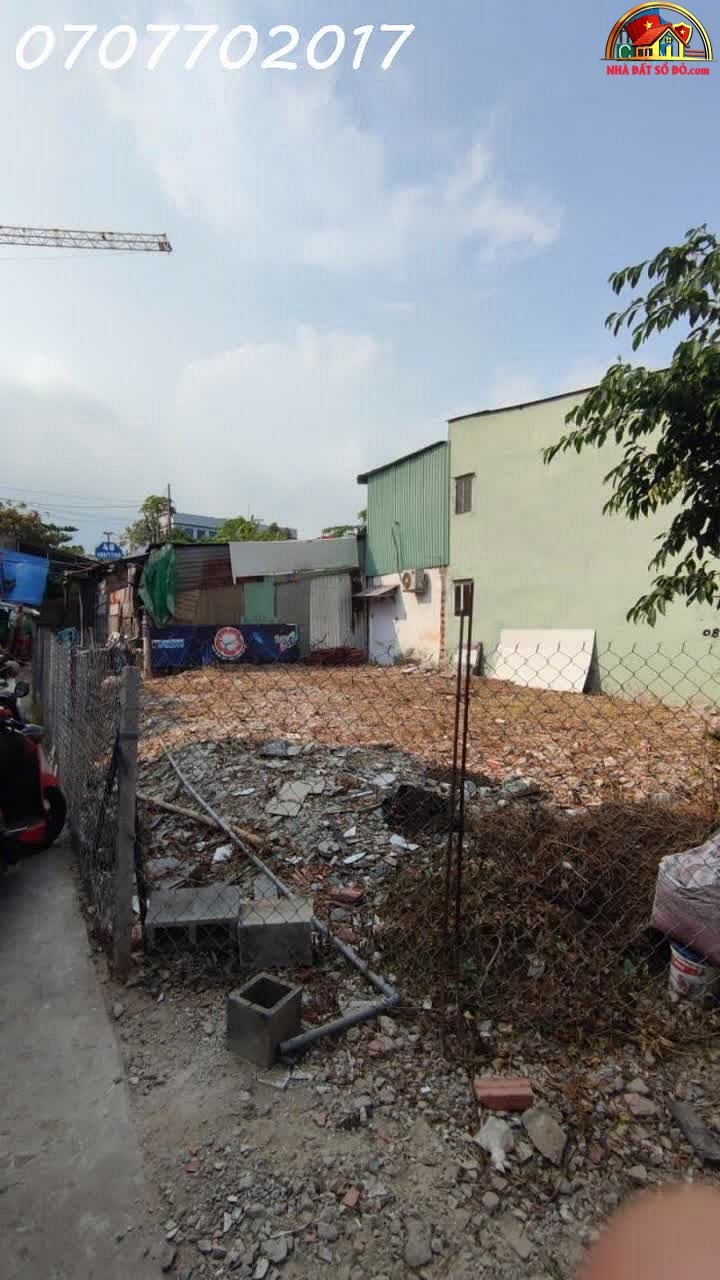 Bán nhà riêng sổ đỏ Tân Phú Hồ Chí Minh, diện tích 71m², giá thỏa thuận