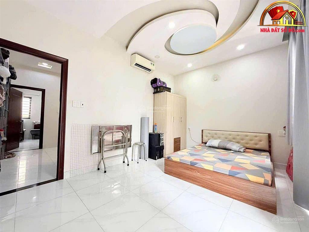 Nhà đất sổ đỏ Đường Minh Phụng Quận 11 TP.HCM giá 4.05 tỷ