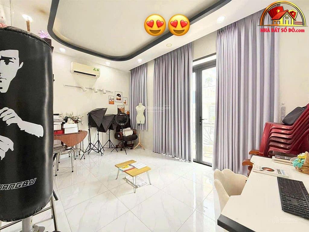 Nhà đất sổ đỏ Đường Minh Phụng Quận 11 TP.HCM giá 4.05 tỷ