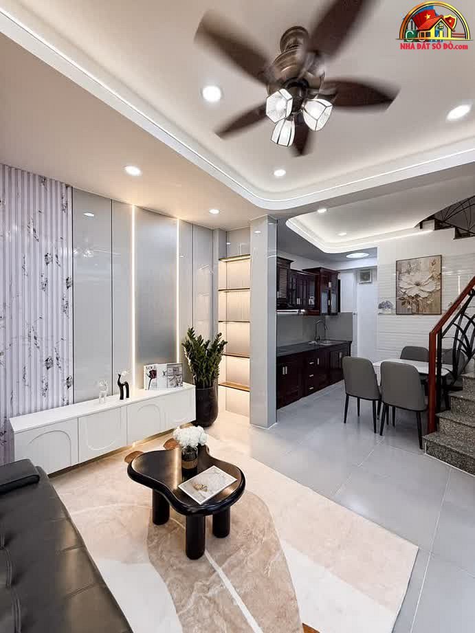 Nhà đất sổ đỏ Tân Bình Hồ Chí Minh – Bán nhà riêng 3 tầng nội thất đầy đủ chỉ 5.6 tỷ