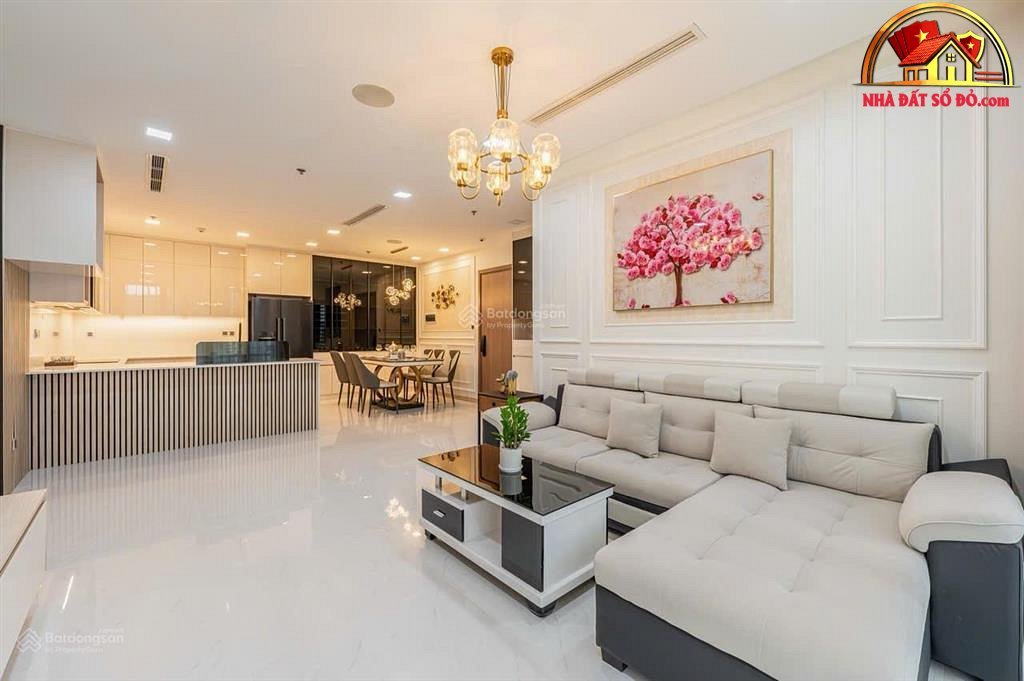 Bất động sản sổ đỏ 3 phòng ngủ Vinhomes Central Park giá 13.9 tỷ