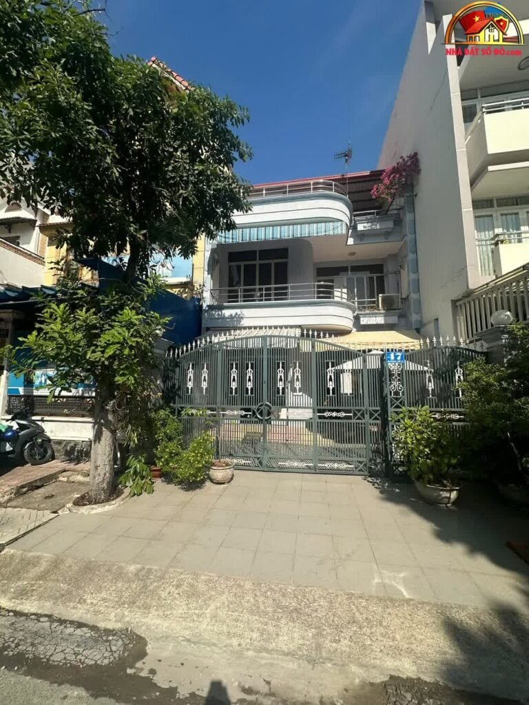 Nhà đất sổ đỏ Thủ Đức: Bán biệt thự 3 lầu mặt tiền 123m², giá 16 tỷ