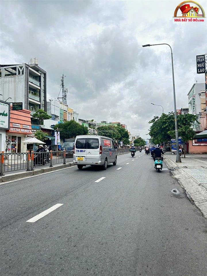 Bán nhà mặt tiền sổ đỏ gần chợ Căn Cứ 26, Gò Vấp, Hồ Chí Minh