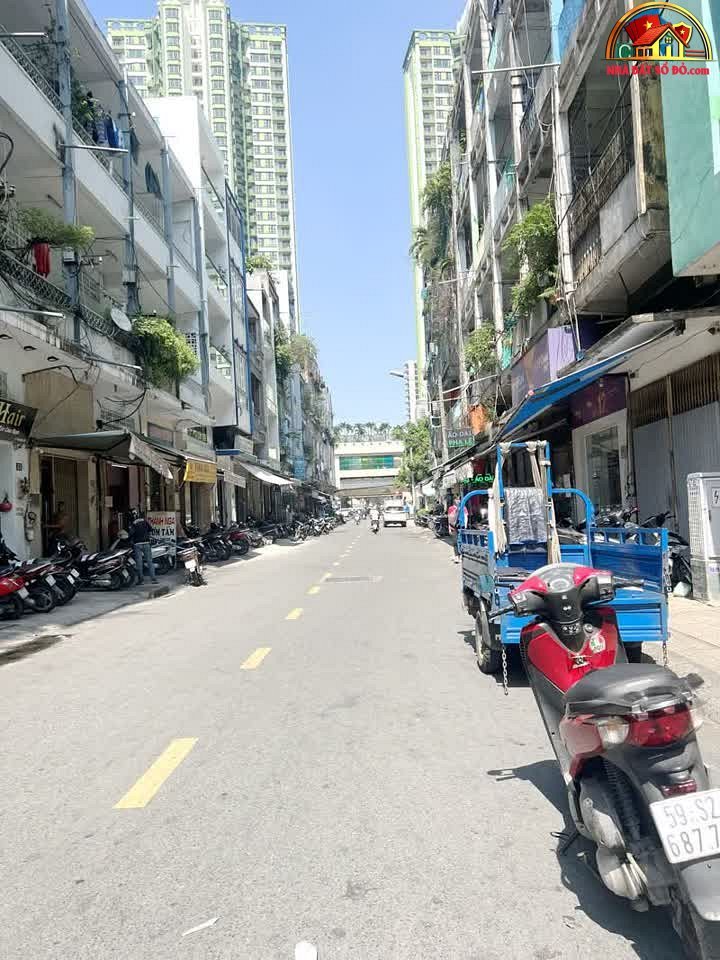 Bán nhà mặt phố sổ đỏ Quận 5 TP.HCM, giá 27 tỷ, diện tích 83m²