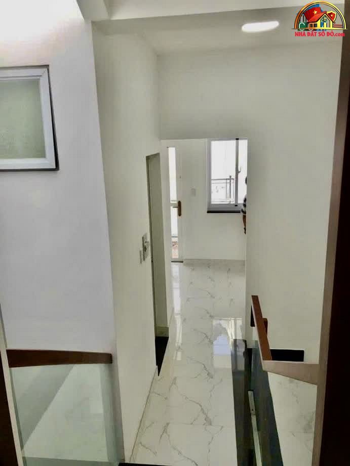 Bán nhà đất sổ đỏ Quận 10, Hồ Chí Minh – Diện tích 42m2, giá 6.9 tỷ