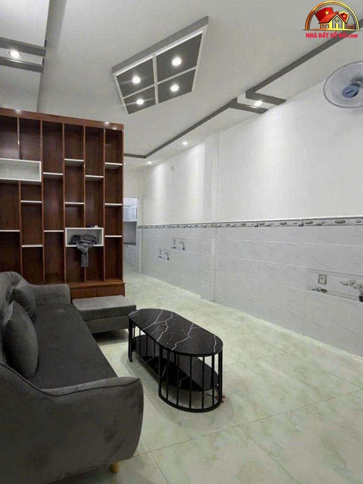 Nhà đất sổ đỏ Quận 6 Hồ Chí Minh 3PN 2WC chỉ 3.94 tỷ