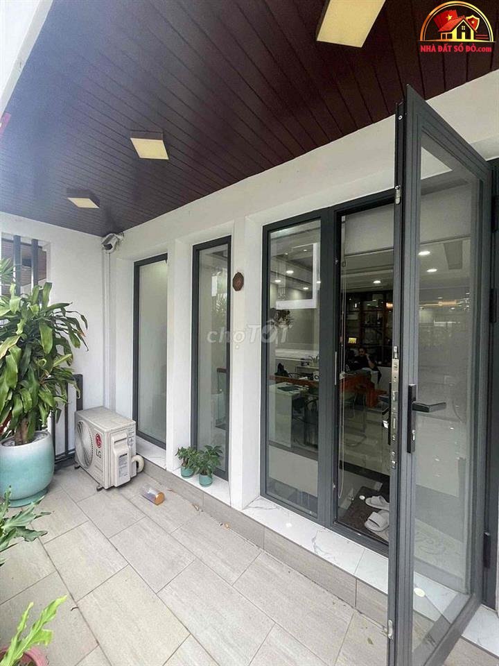 Nhà đất sổ đỏ Gò Vấp TP.HCM – Bán nhà 5 tầng, 300m2, giá 14 tỷ