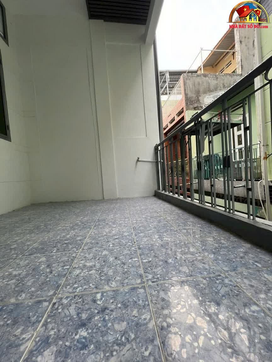 Nhà đất sổ đỏ Quận 4 TP.HCM – Bán nhà riêng 95m2 giá 4.49 tỷ