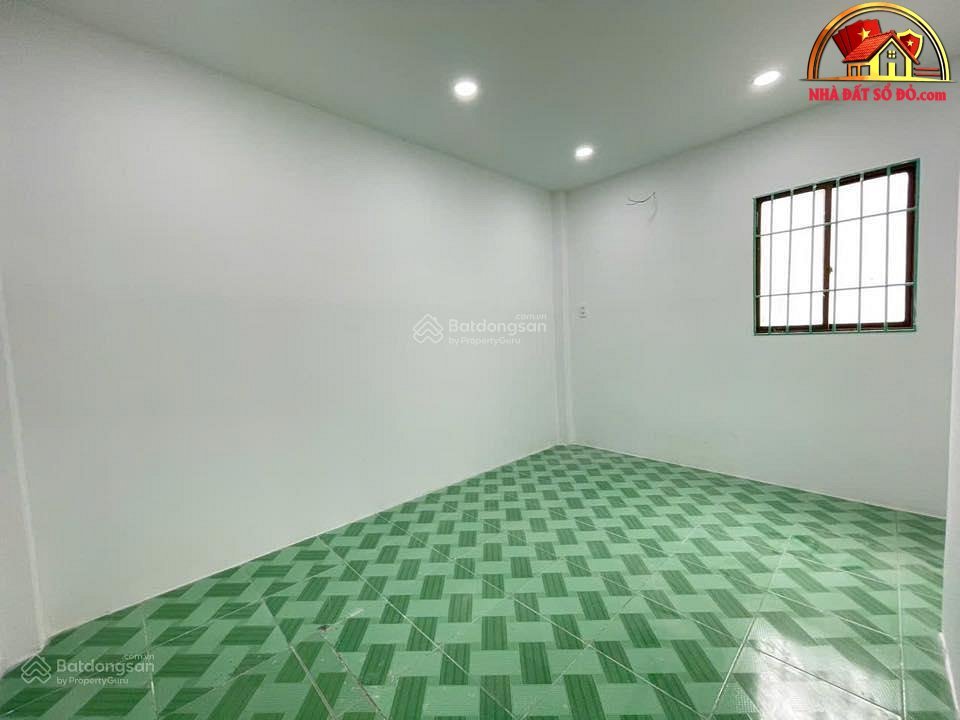 Nhà đất sổ đỏ Bình Tân với giá 3.55 tỷ, 33m2, 2 phòng ngủ