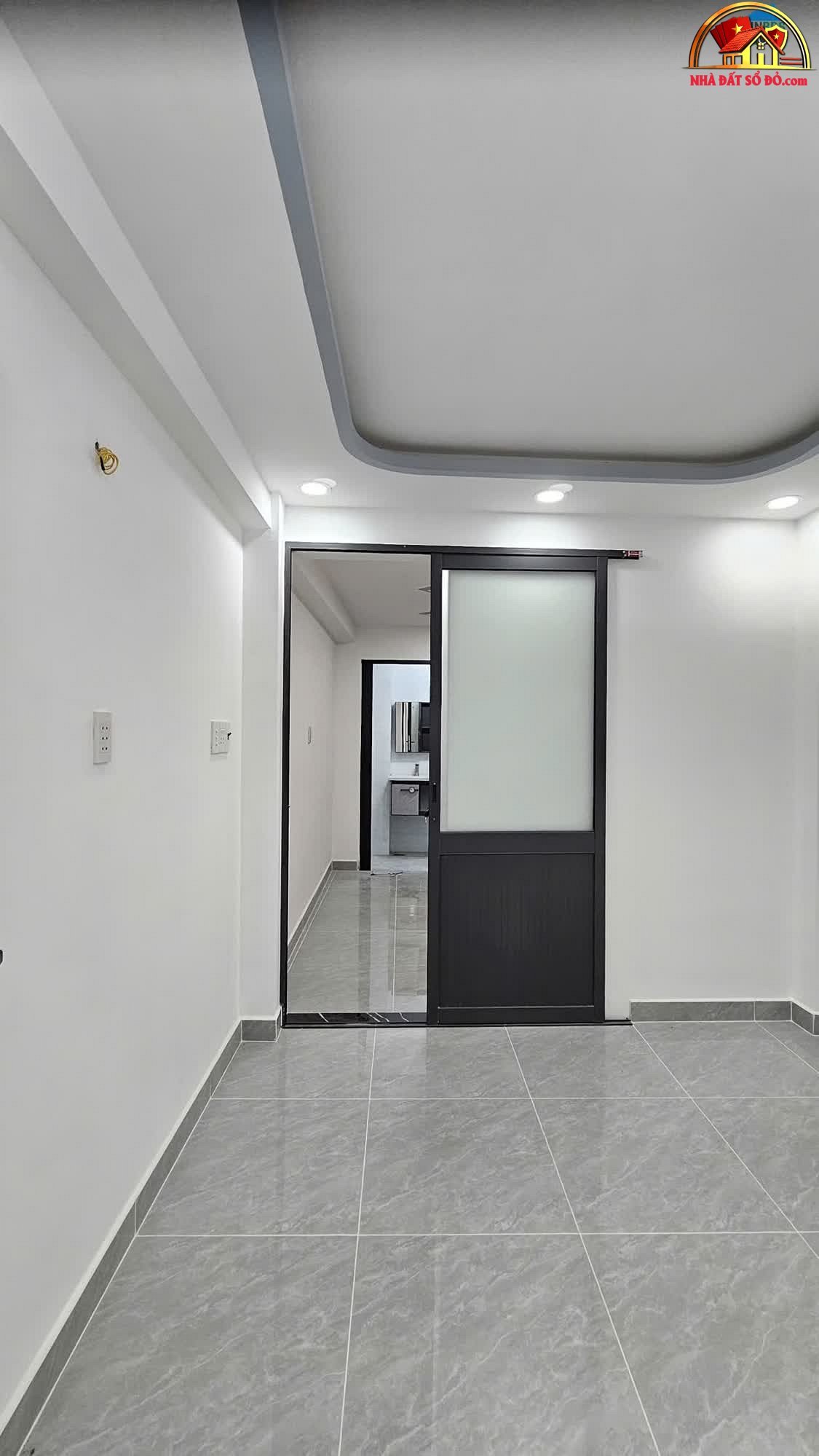 Bán nhà riêng sổ đỏ Quận 4, TP.HCM – 3 phòng ngủ, giá 2.9 tỷ