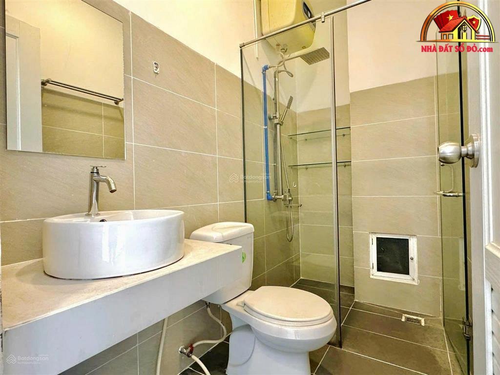 Nhà đất sổ đỏ Quận 6 Hồ Chí Minh cho thuê giá 5,2 triệu, 30m2