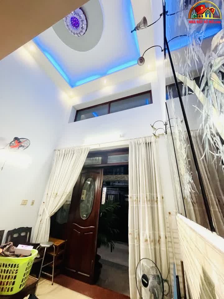 Nhà đất sổ đỏ Quận 10 – Bán nhà riêng Cách Mạng Tháng Tám 44m² giá 6,8 tỷ