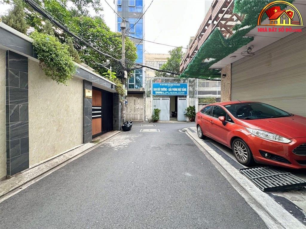 Nhà đất sổ đỏ Quận 10, TP.HCM – Nhà đẹp 62m², giá thỏa thuận