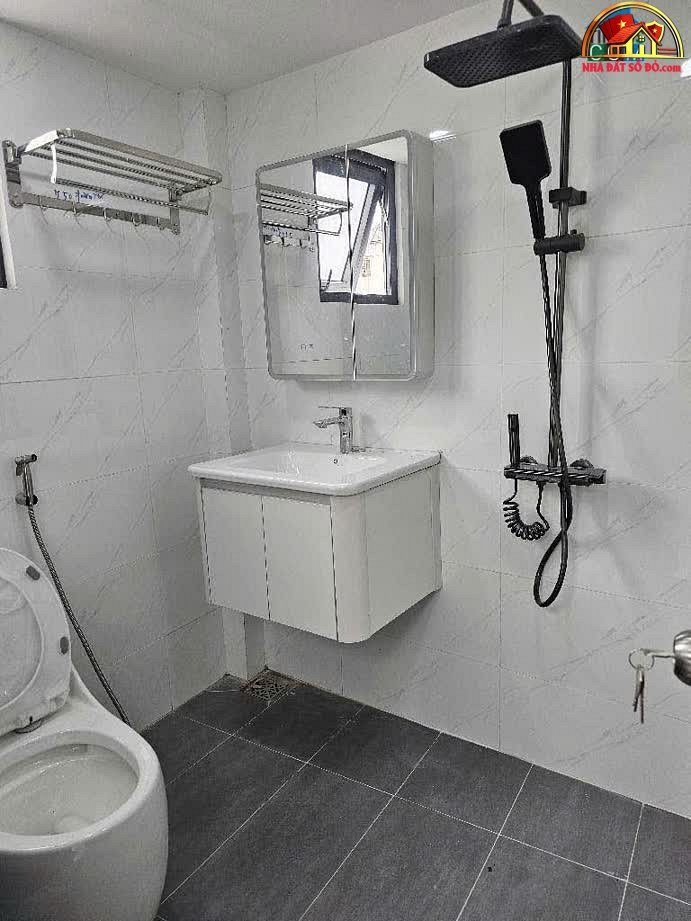 Bán nhà mặt phố Trần Xuân Soạn, quận 7, 3.03 tỷ, 63 m²